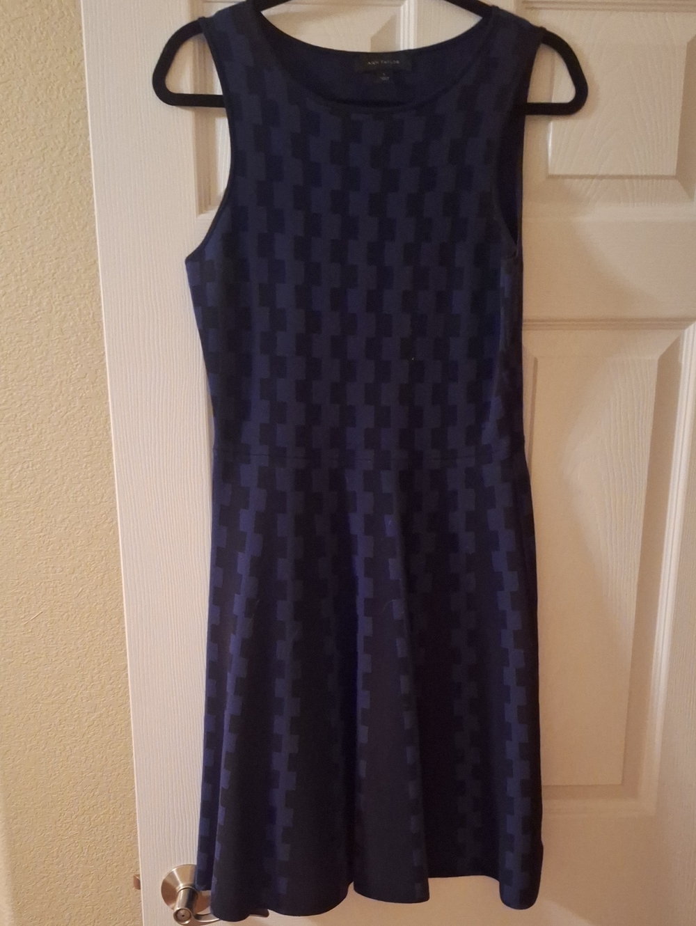 Ann Taylor Dark Navy Textured Sleeveless Midi Dress
